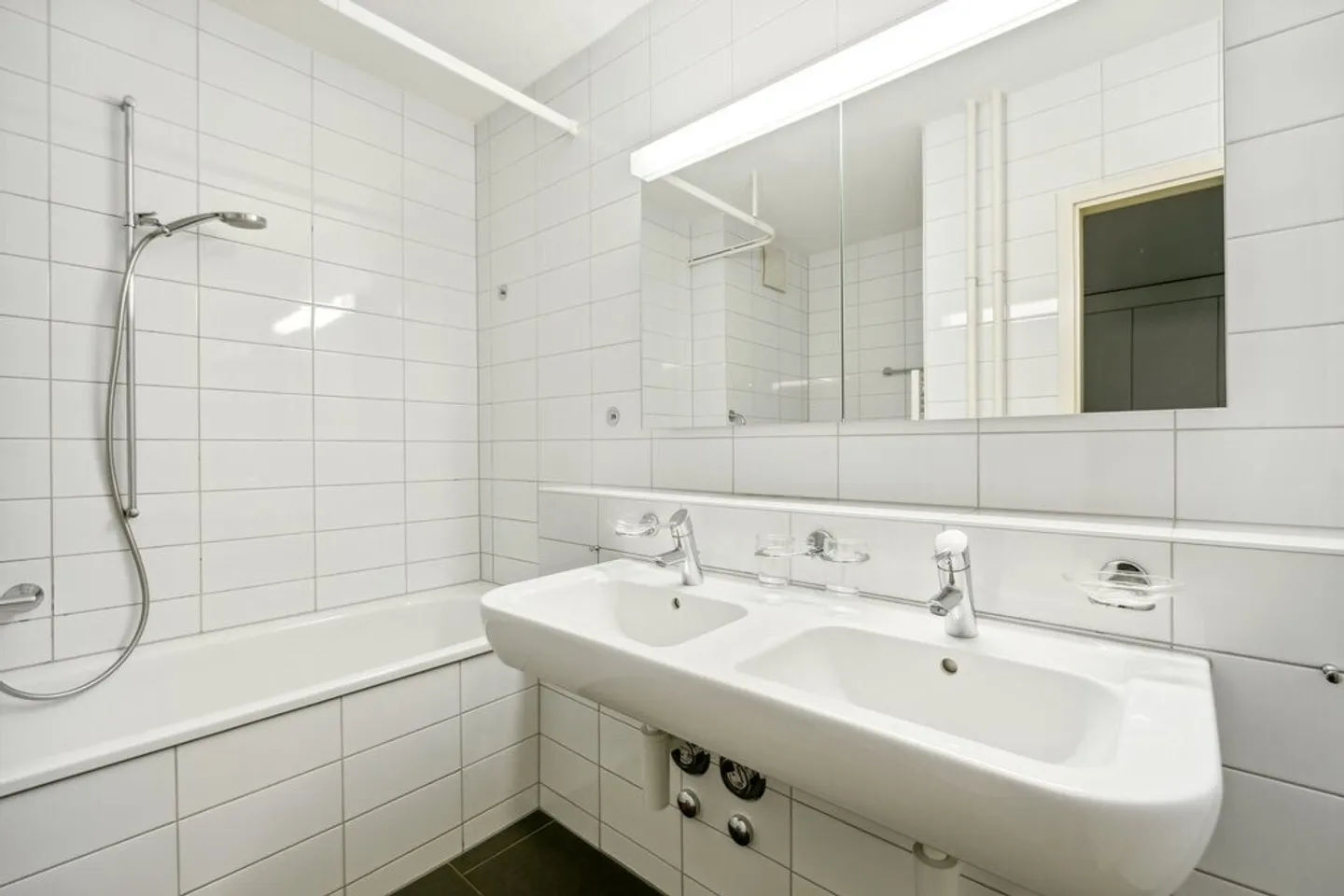 Appartamento in una posizione tranquilla - Foto 3 di 6