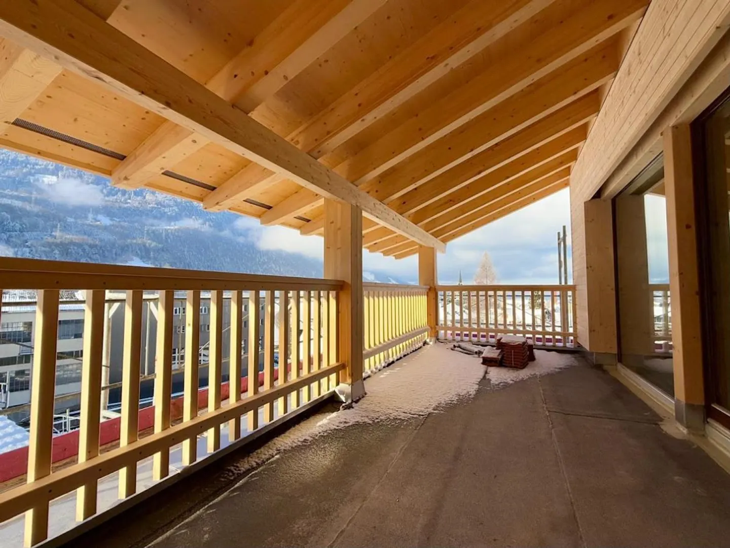 Maisonette 4.5 pièces - Photo 4 sur 5