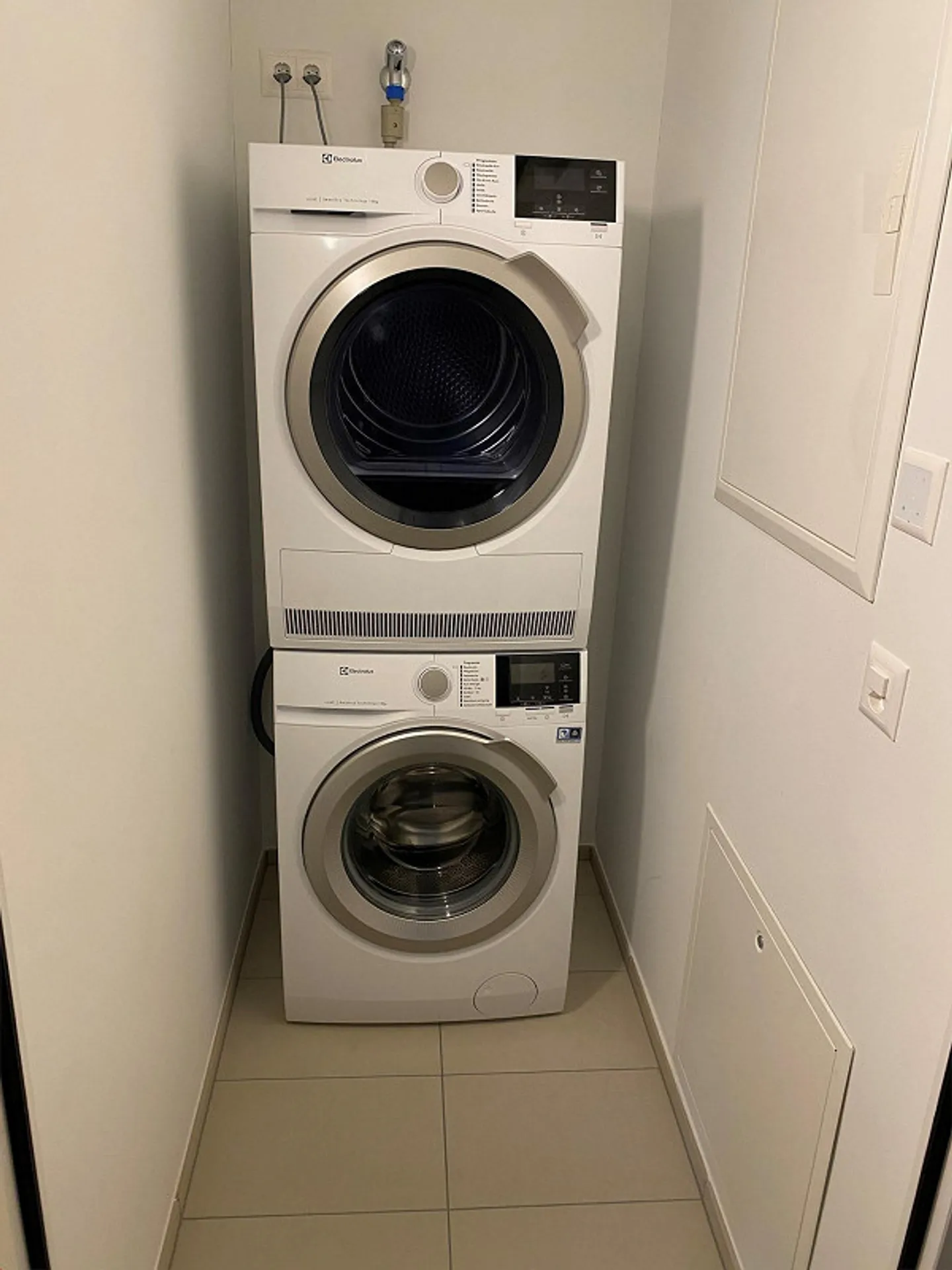 Appartement moderne et lumineux de 1,5 pièce avec vue sur le lac ! - Photo 9 sur 9