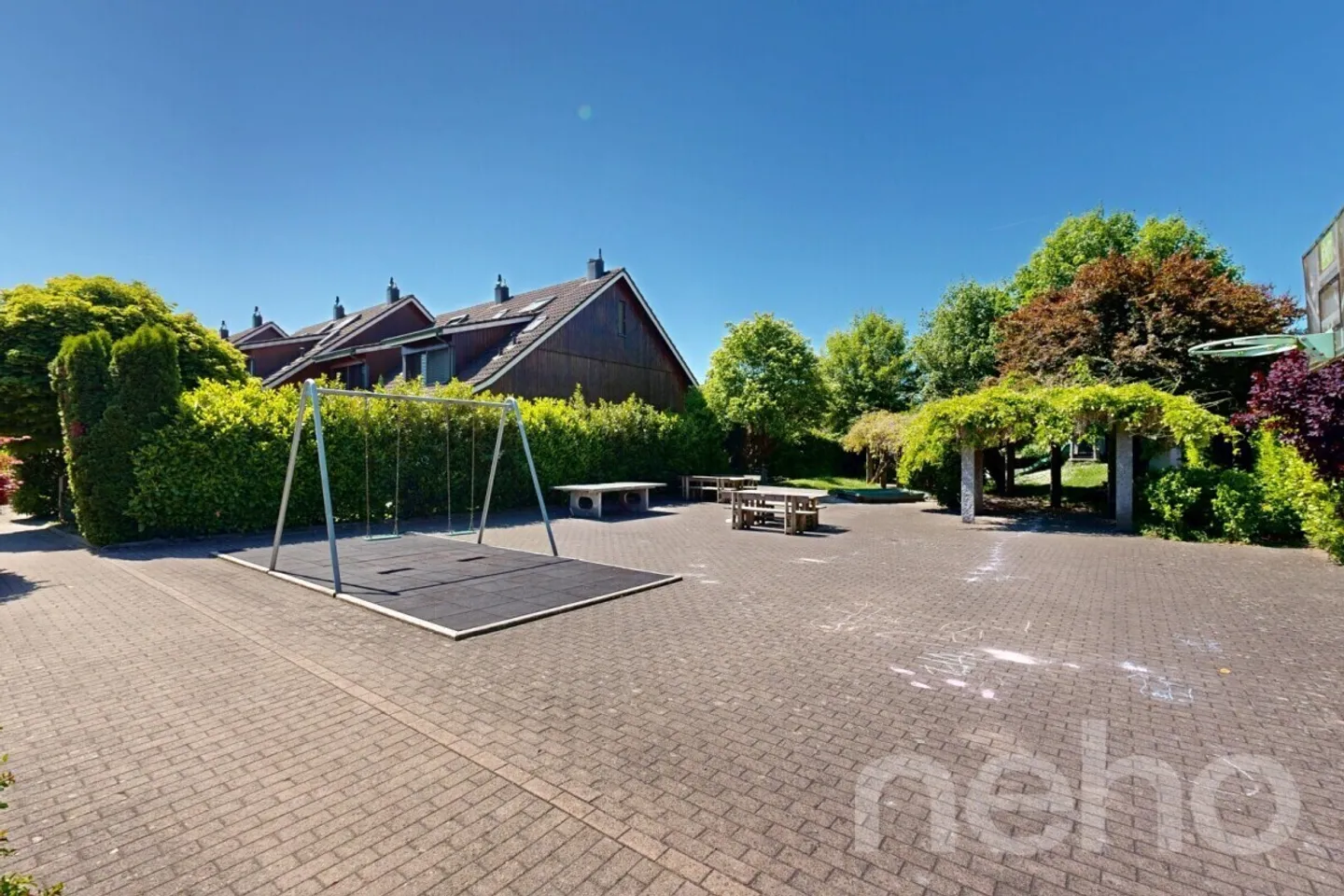 Maison mitoyenne de 5,5 pièces adaptée aux familles à Wohlen AG - Photo 11 sur 12