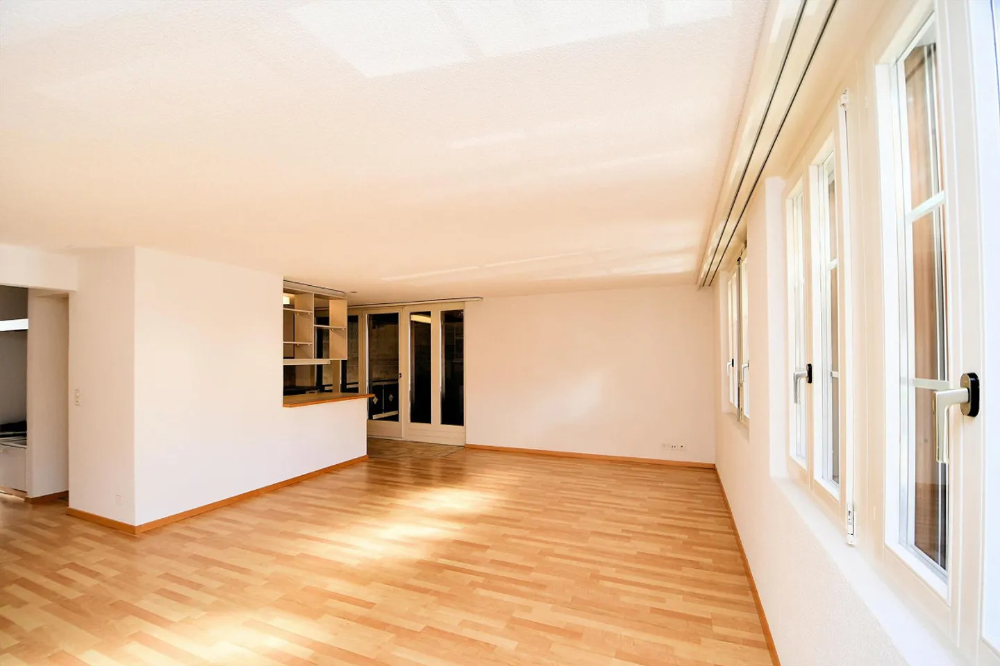 Appartamento spazioso di 2,5 stanze - Foto 1 di 9