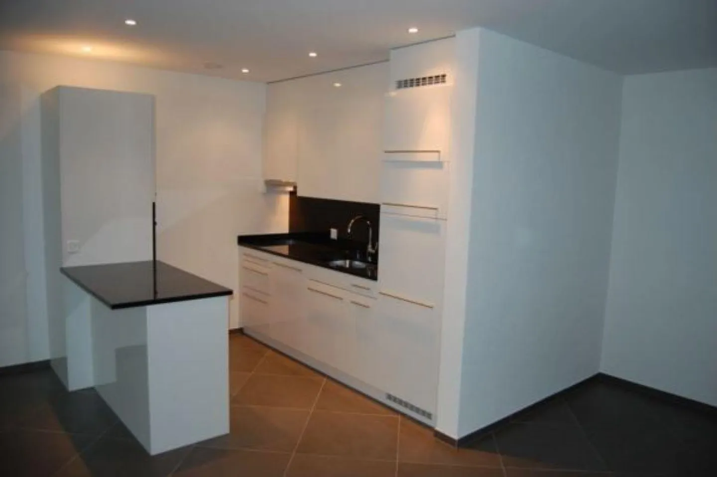 Vivre au bord de la Seez - appartement moderne de 2,5 pièces à louer - Photo 4 sur 12