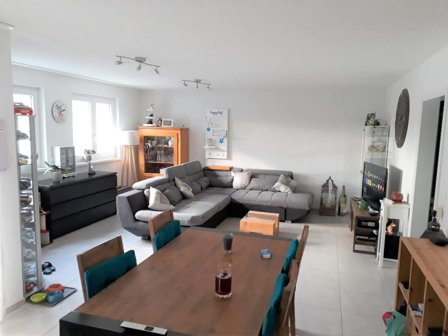 In casa a 4 famiglie, in affitto appartamento di 3,5 locali, vasca idromassaggio, carport e spazio di stoccaggio, ripostiglio - Foto 5 di 10