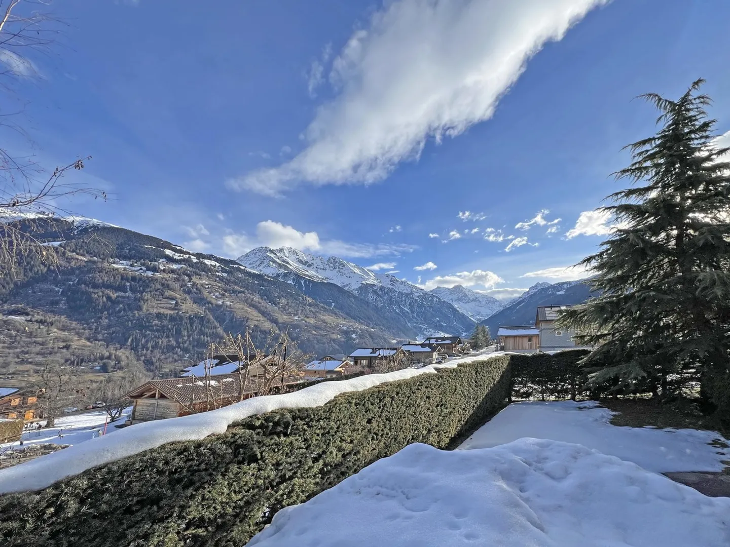 Rara proprietà alpina con lotto edificabile e vista su Verbier - Foto 7 di 17