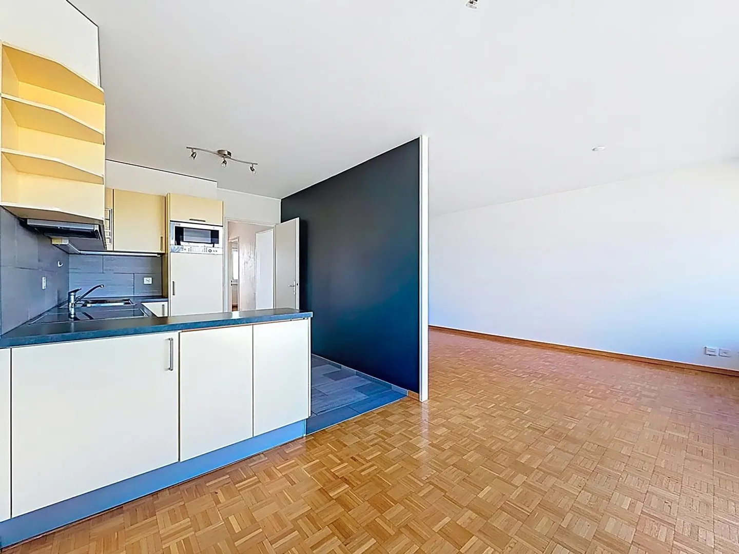 Esclusivo - Appartamento 3,5 locali con vista - Foto 3 di 8