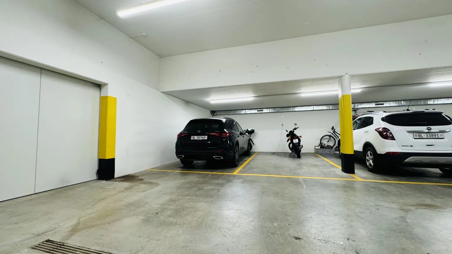 Moderno appartamento giardino 3.5 locali con terrazza, cantina e posto auto in garage in posizione centrale - Foto 7 di 7