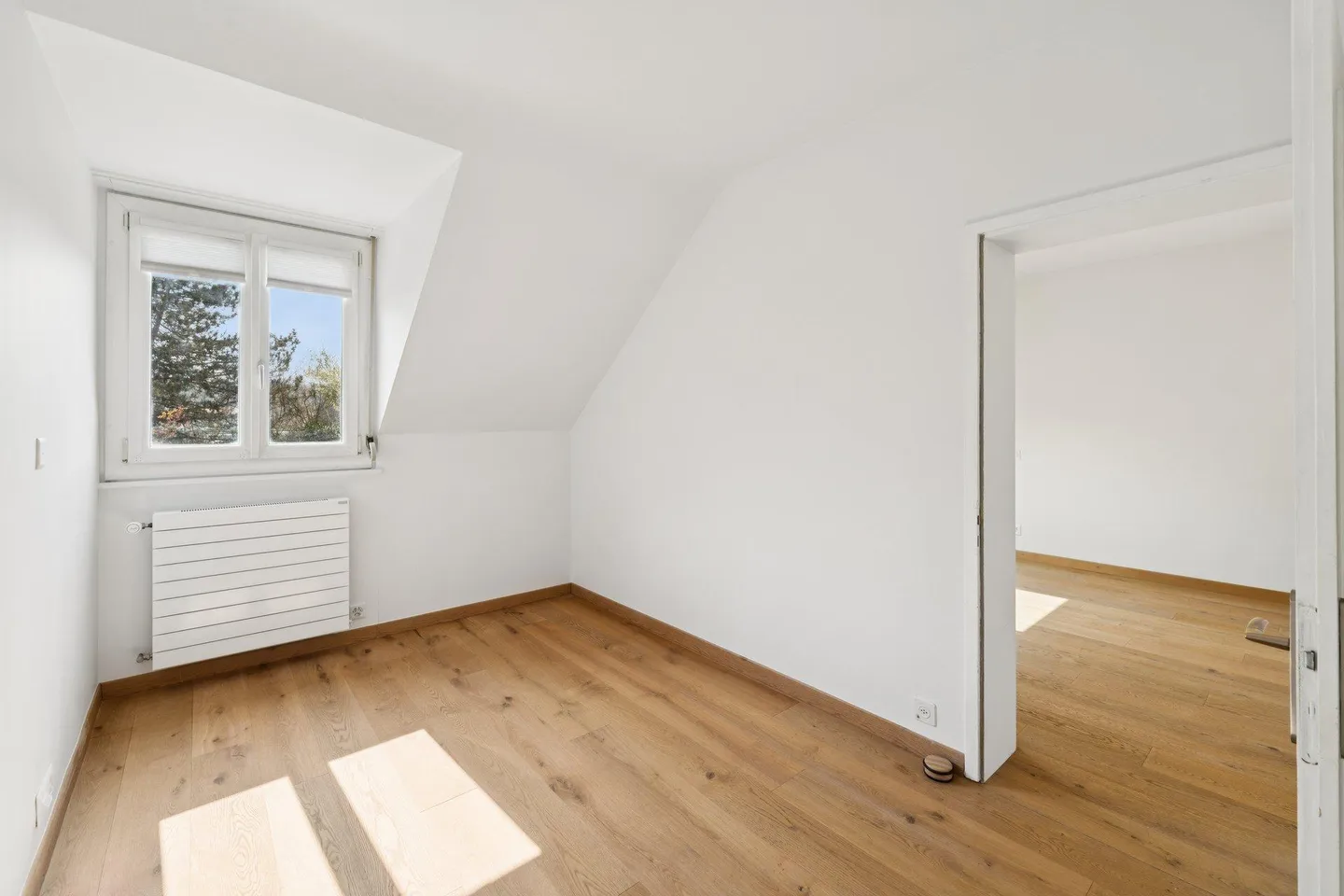 Charming Duplex in Residential Villa - Photo 9 of 13