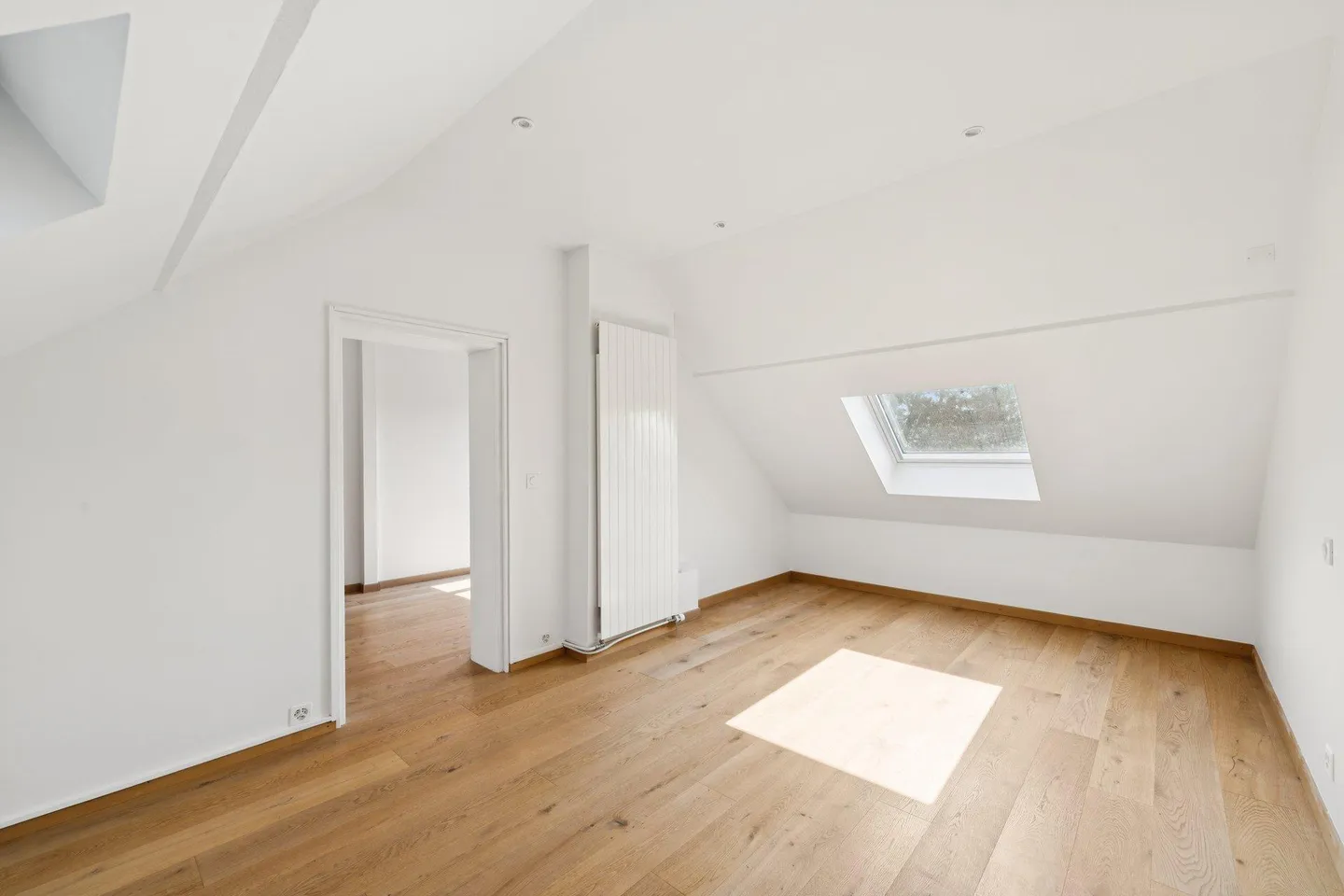 Charming Duplex in Residential Villa - Photo 11 of 13