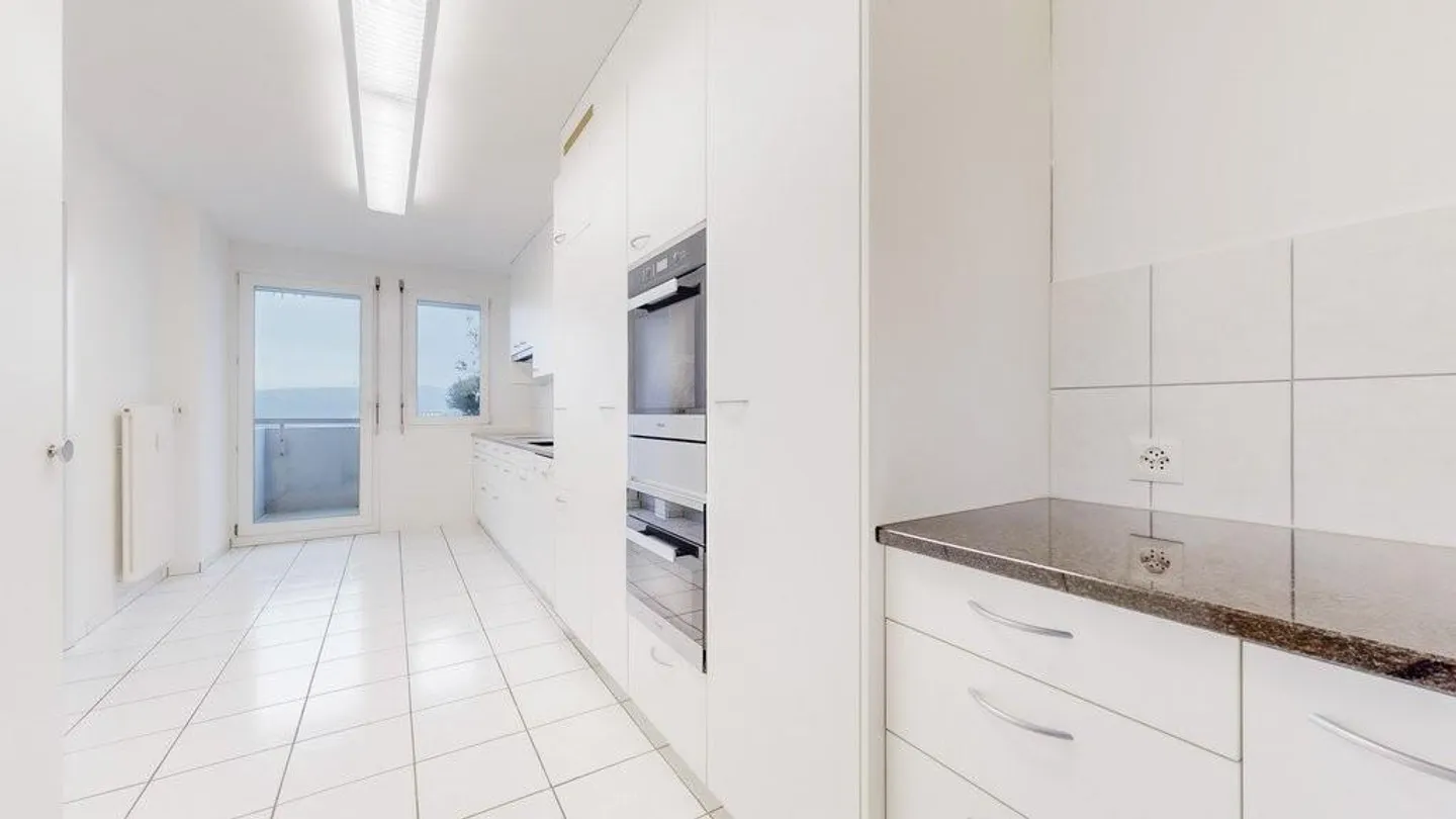 Would you like to live at the pulse of the city of Basel? - Photo 3 of 12