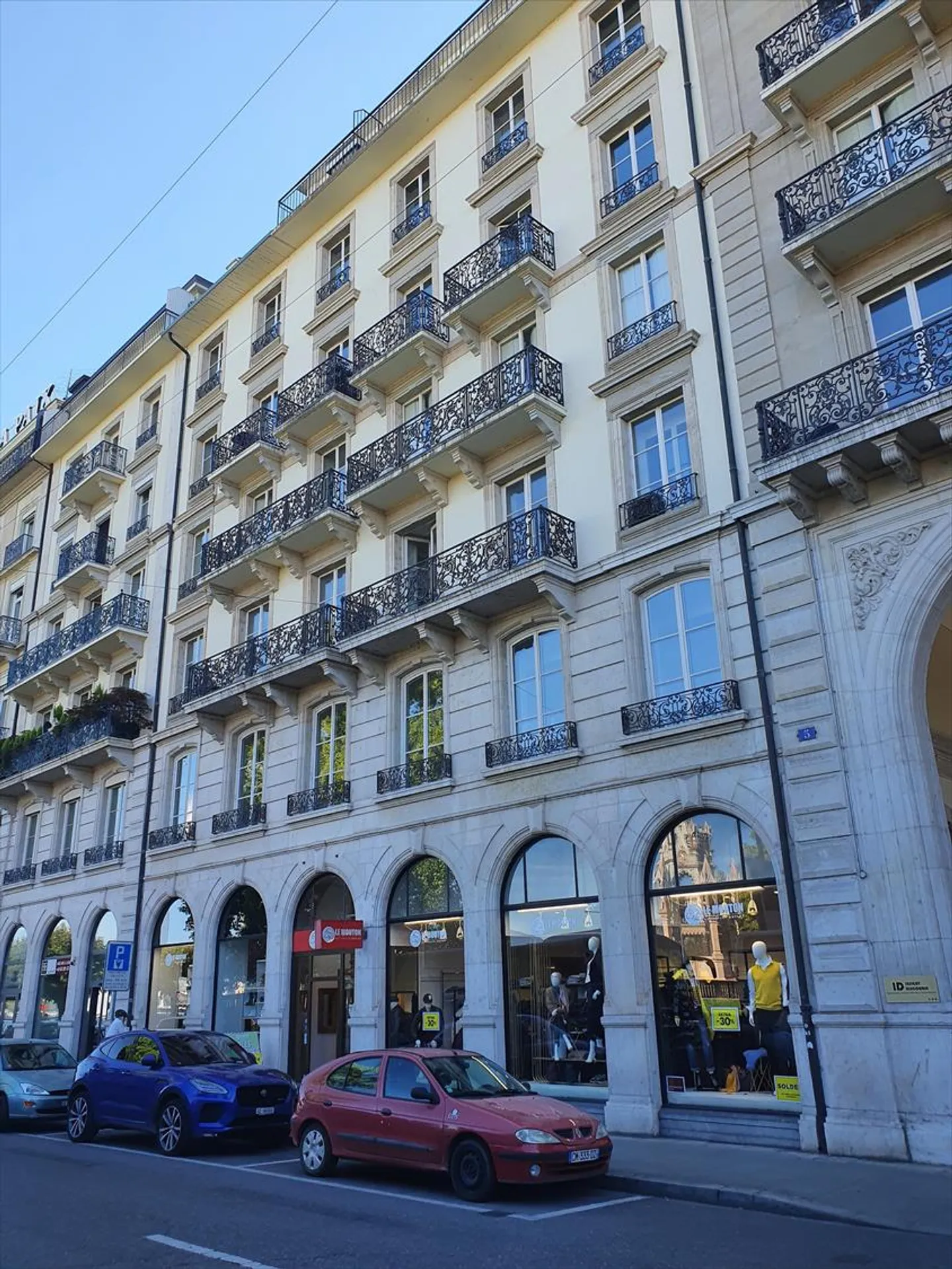 Superb 4-room apartment on the top floor - Photo 1 of 8