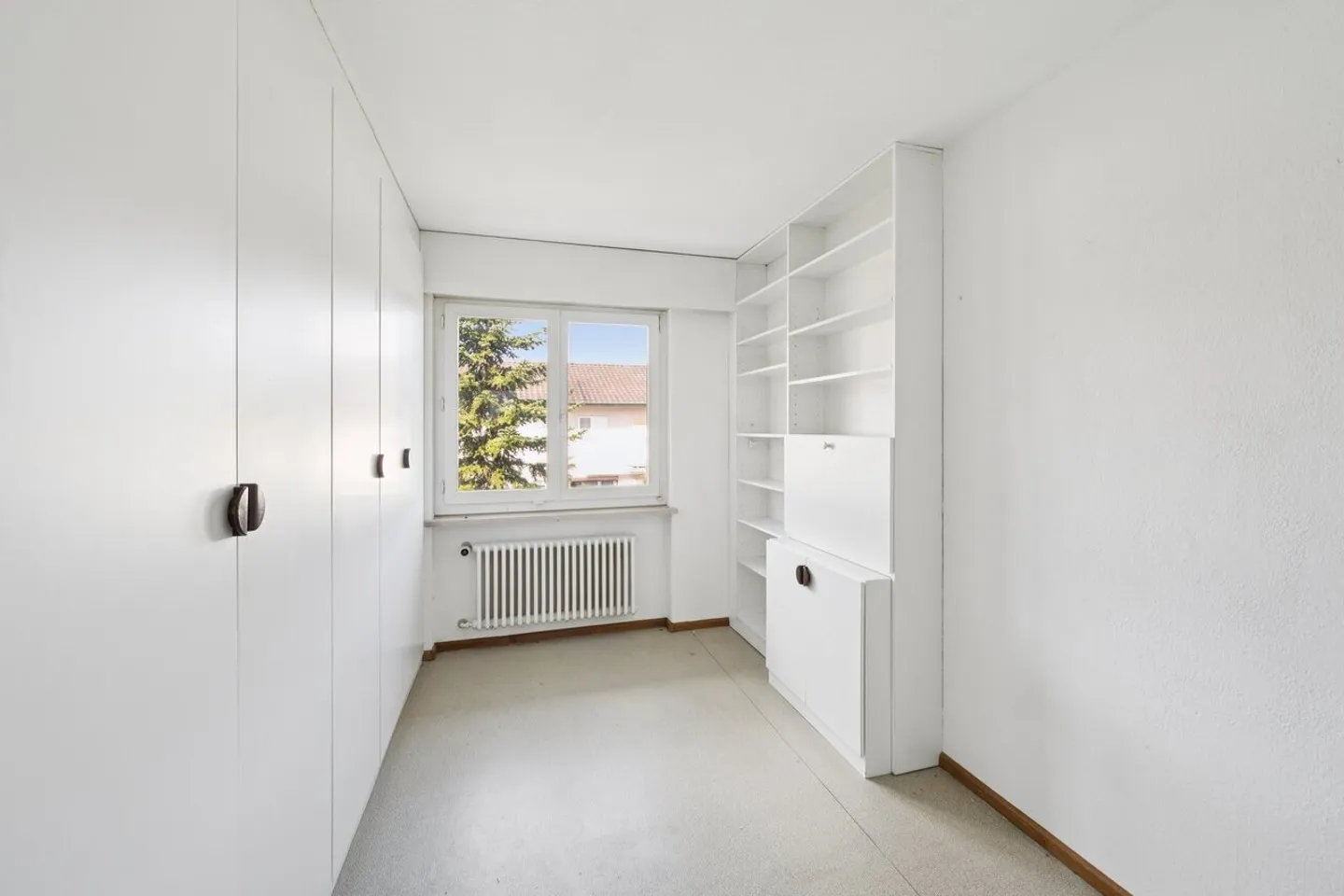 Dans un bon emplacement : Espace pour de nouvelles idées de vie - Photo 3 sur 4