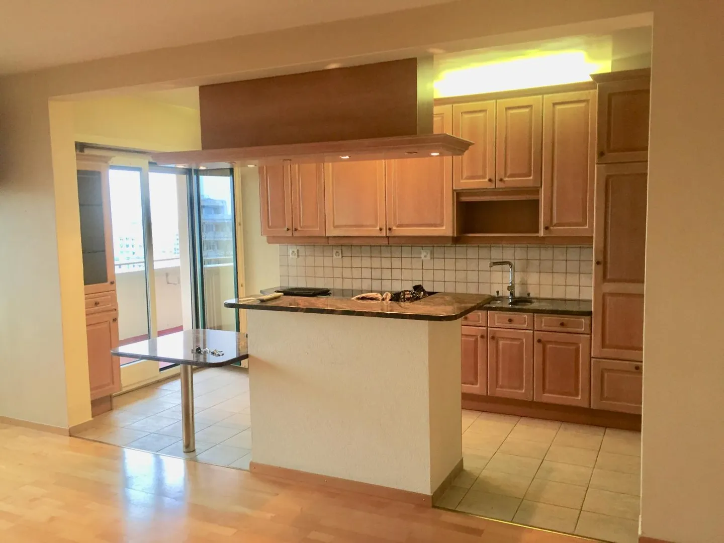 Appartamento 6 locali - Foto 3 di 4
