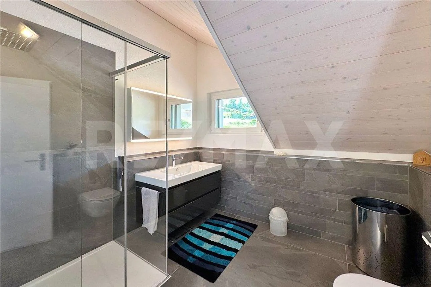 Votre maison de rêve près du lac : Nouvelle maisonette de 3,5 pièces avec vue panoramique et finitions de haute qualité - Photo 11 sur 13