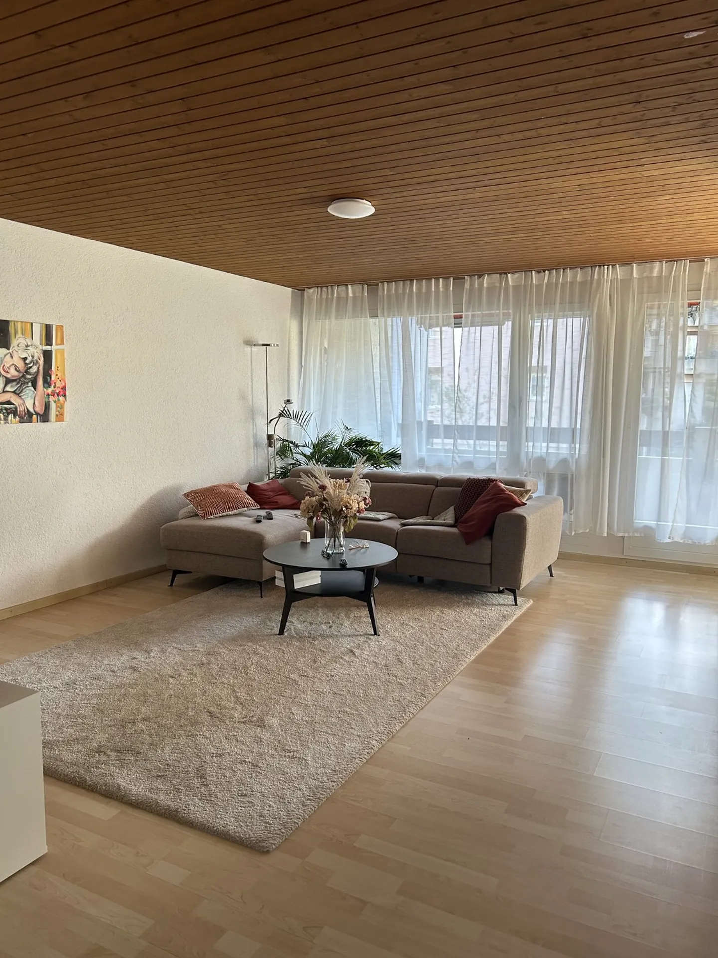 Luminoso appartamento di 3,5 locali vicino al lago! - Foto 1 di 7