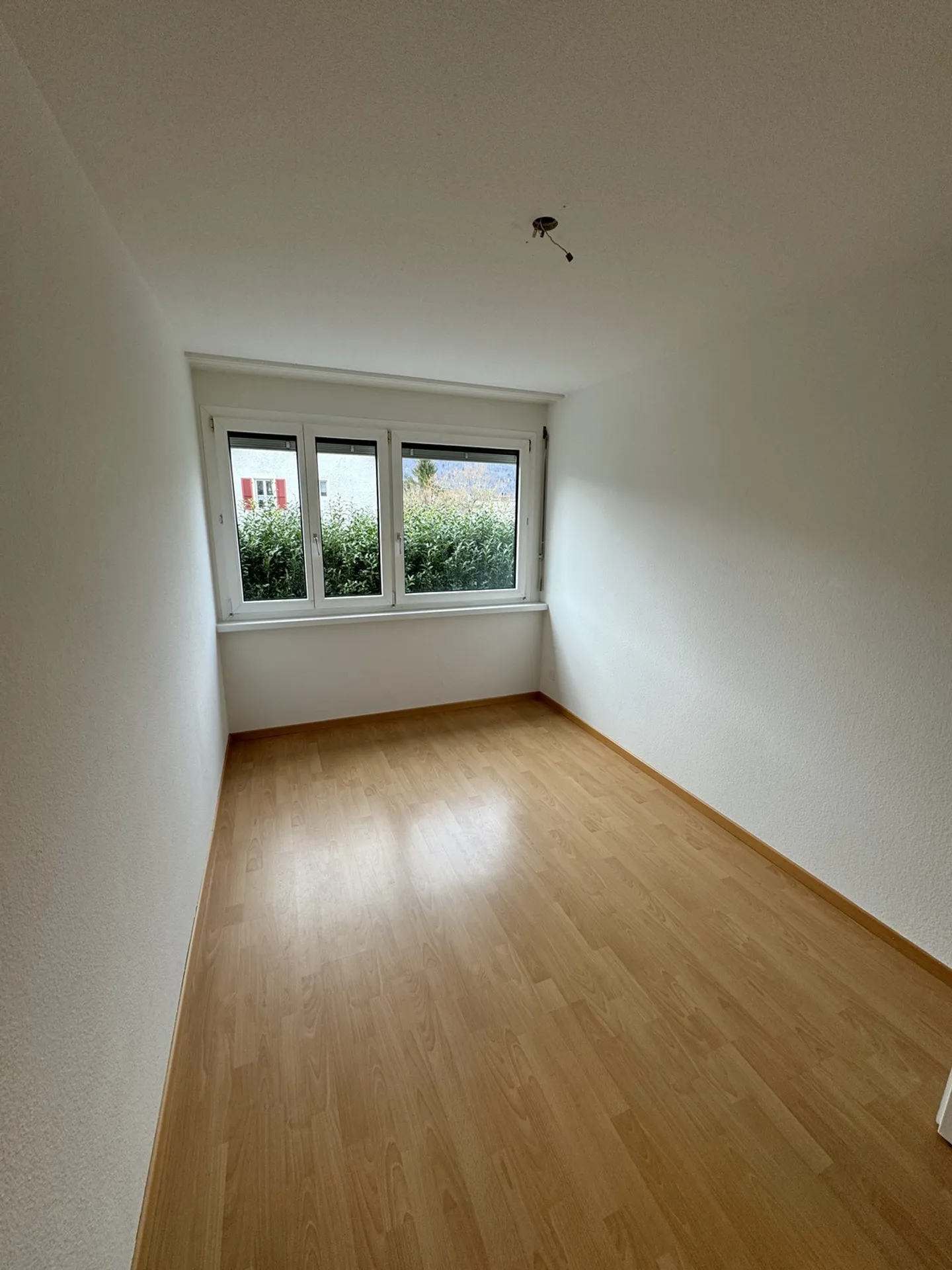 Luminoso appartamento di 3,5 locali vicino al lago! - Foto 4 di 7