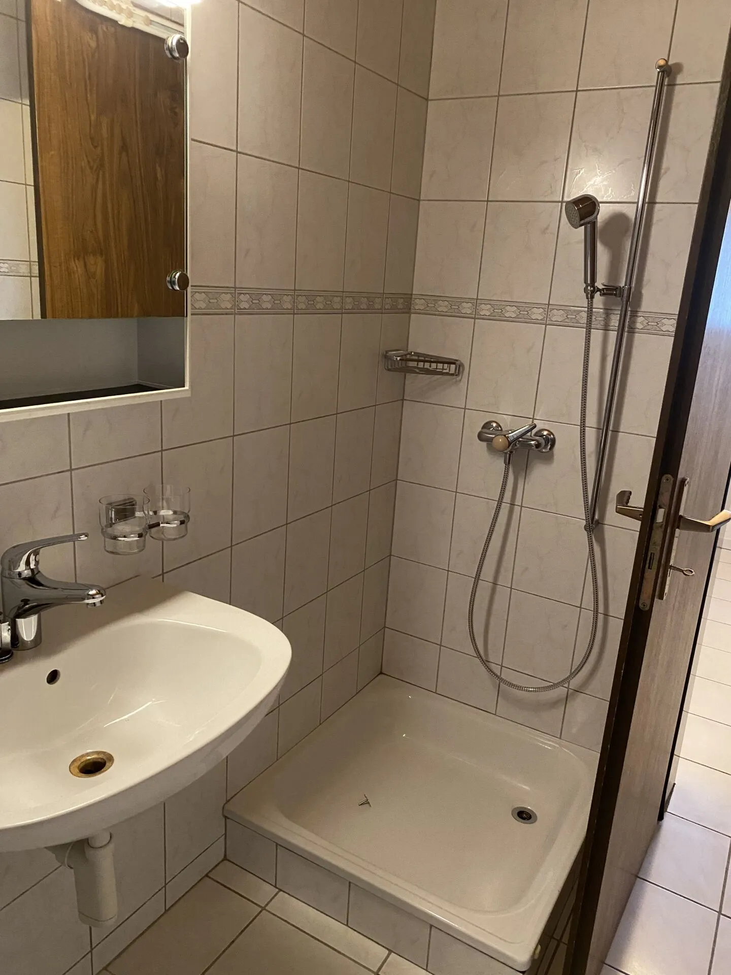 Appartamento di 2,5 stanze in affitto - Foto 3 di 6