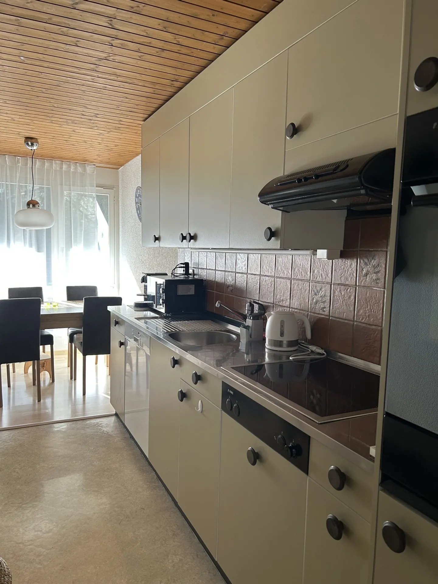 Luminoso appartamento di 3,5 locali vicino al lago! - Foto 2 di 7