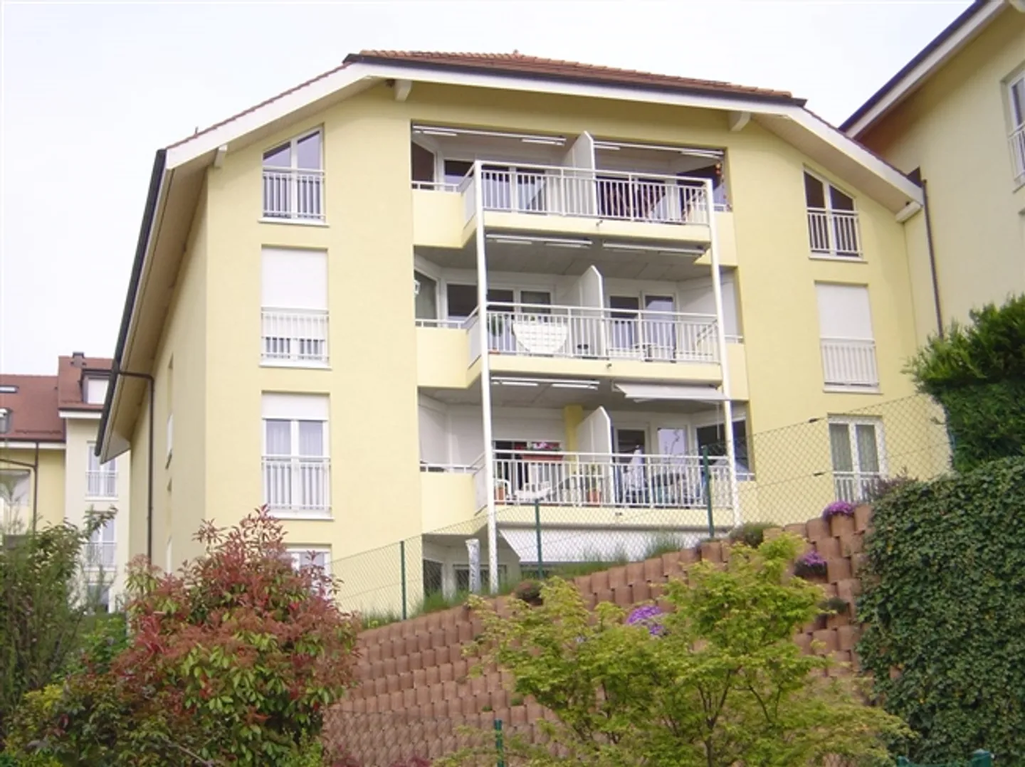 Parking extérieur pour CHF 120/mois. - Photo 1 sur 1