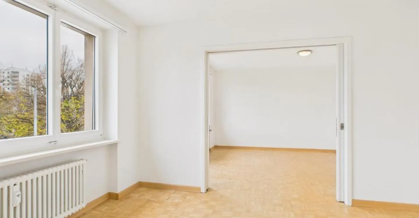 Attractive and very large 173m2 maisonette apartment in Allschwil, BL - Limited until the end of 2028 - Photo 8 of 13