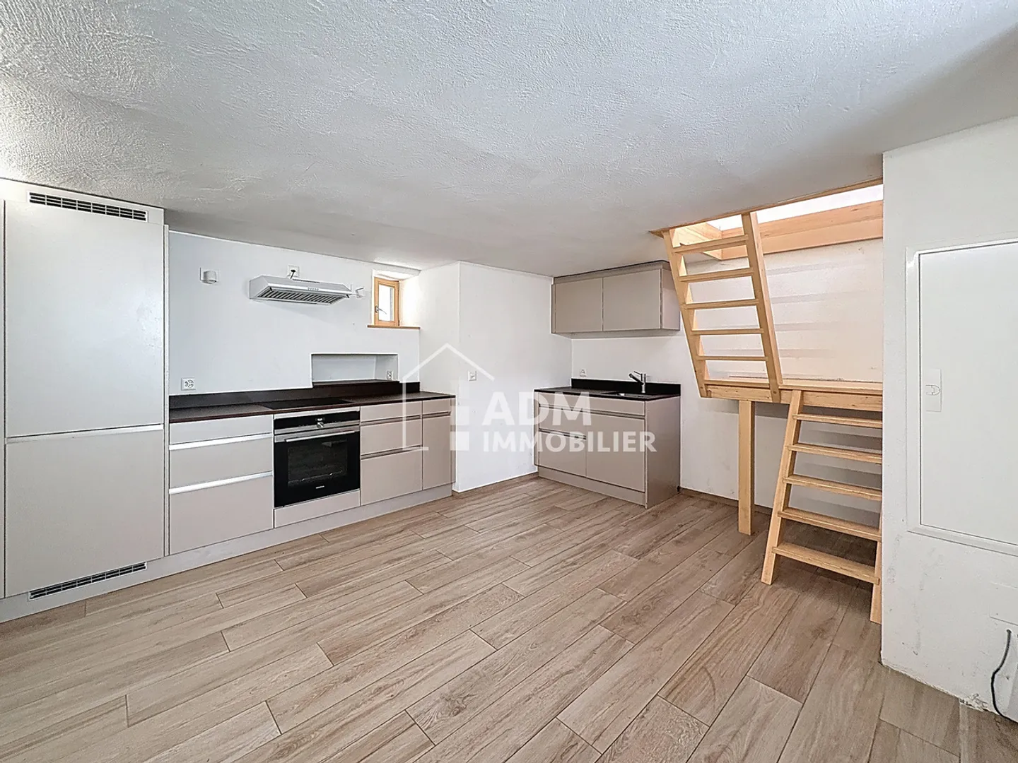 Appartement à louer - Photo 1 sur 5