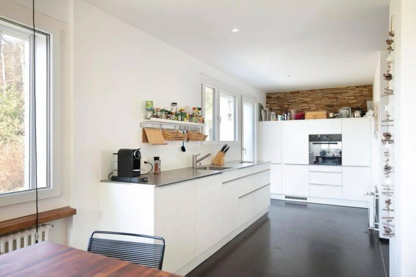 Charming Exterior, Modern Interior – Multi-Family House with a View - Photo 4 of 10