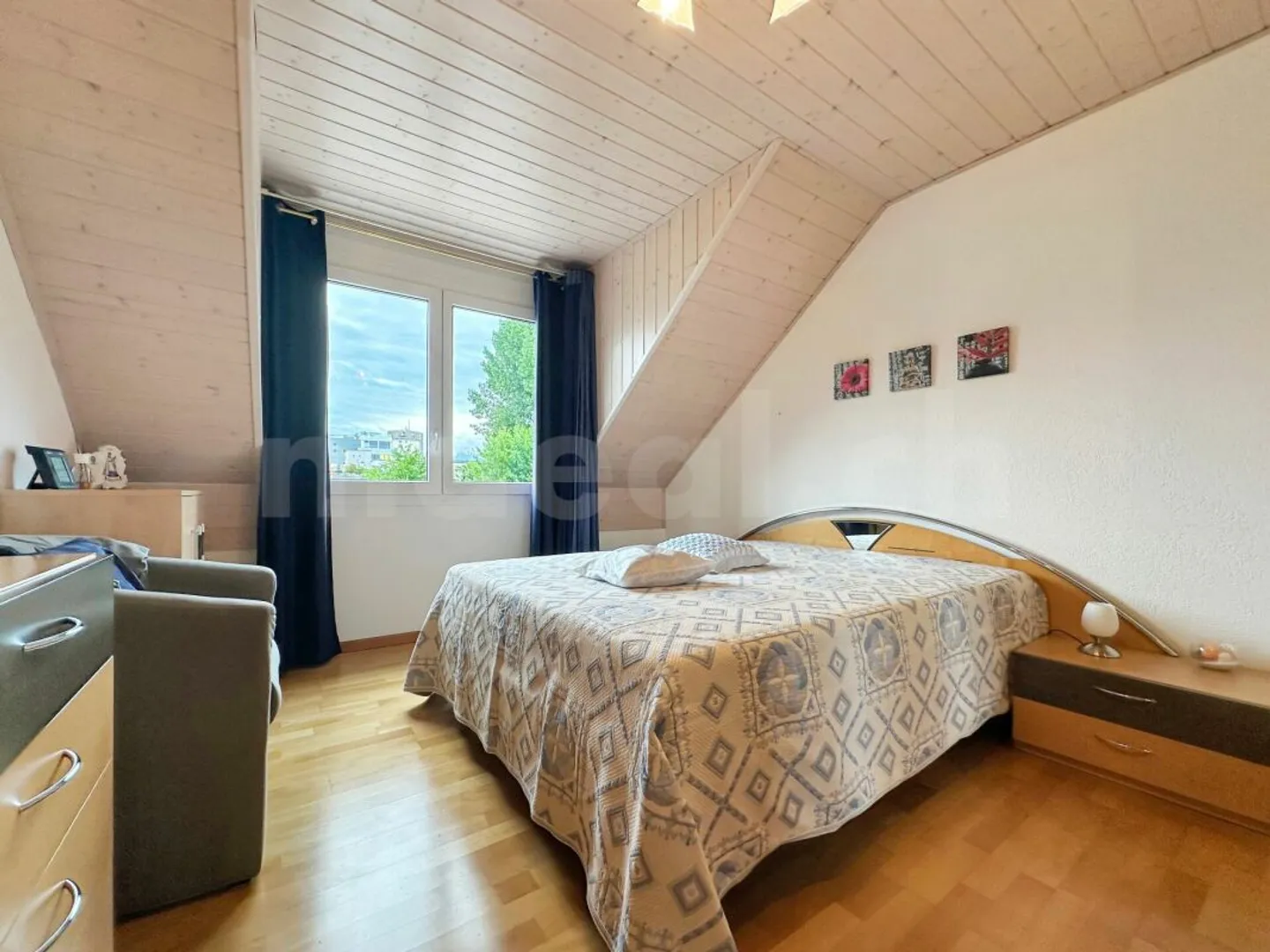 Appartamento con 5 stanze su 164 m2 su 3 livelli a Renens - Foto 4 di 15