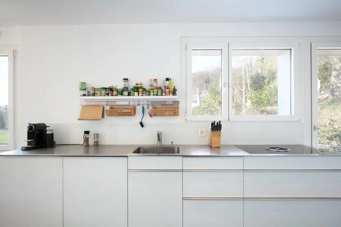 Charming Exterior, Modern Interior – Multi-Family House with a View - Photo 5 of 10