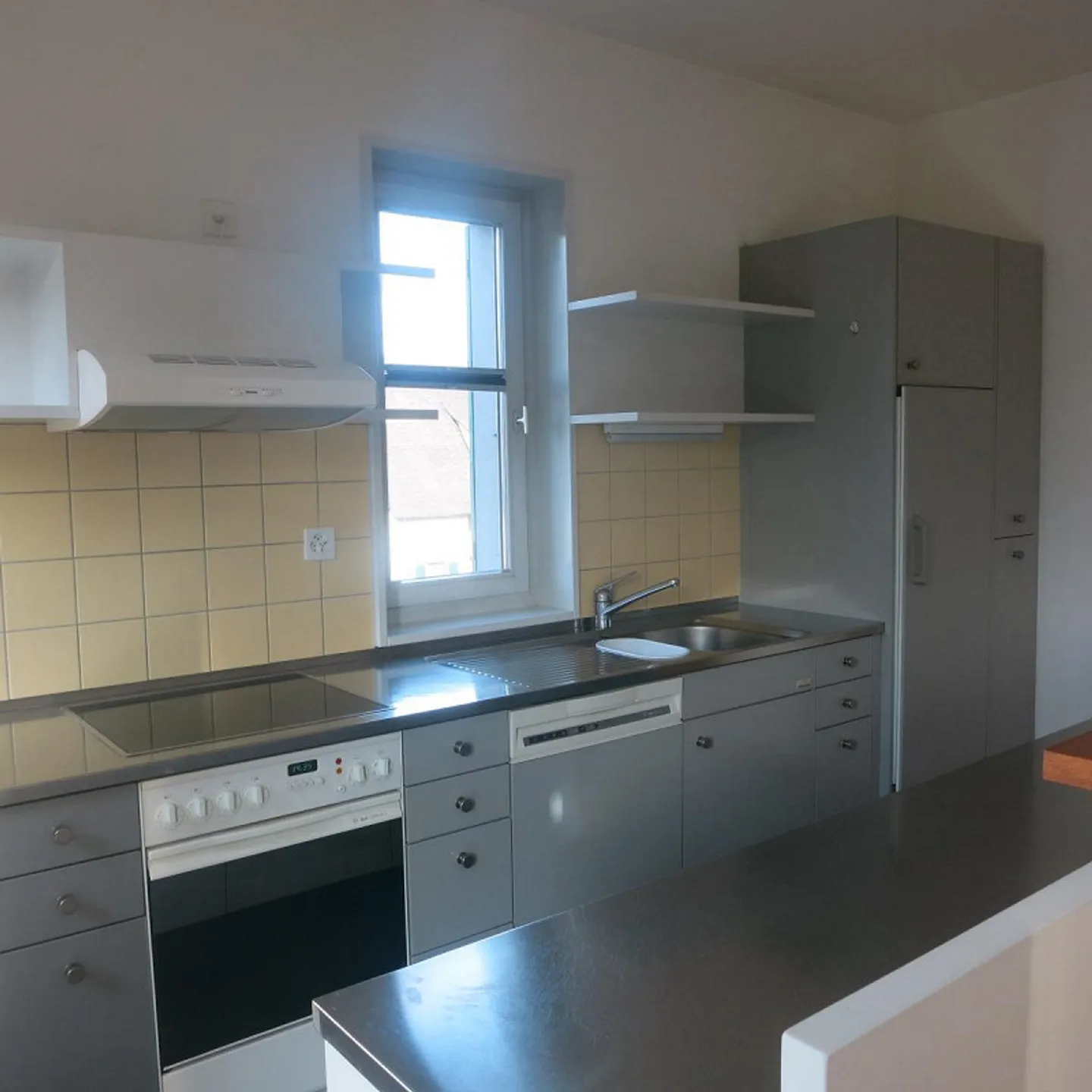 3.5-Zimmerwohnung in Biel-Benken zu vermieten - Foto 3 von 10