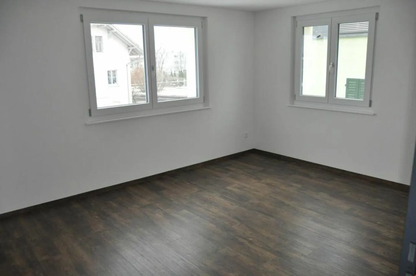 MODERN, CENTRAL AND WITH A LARGE BALCONY - Photo 4 of 5