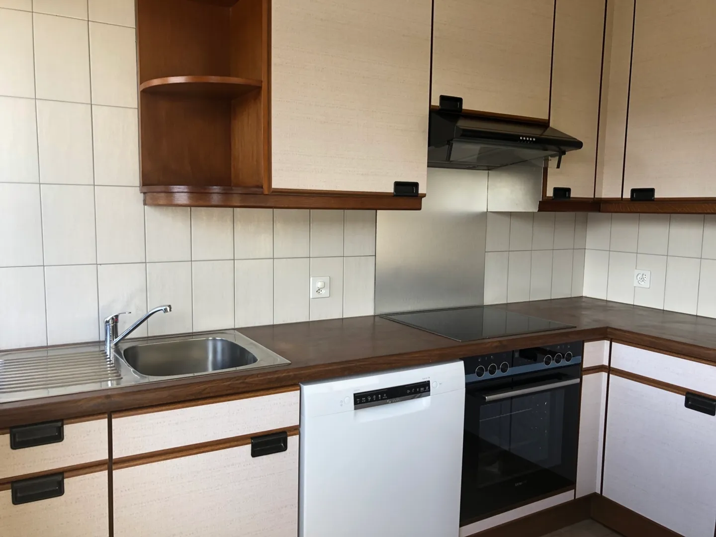 Appartamento di 4 stanze in centro città con ascensore 1 AFFITTO NETTO OFFERT! - Foto 2 di 11