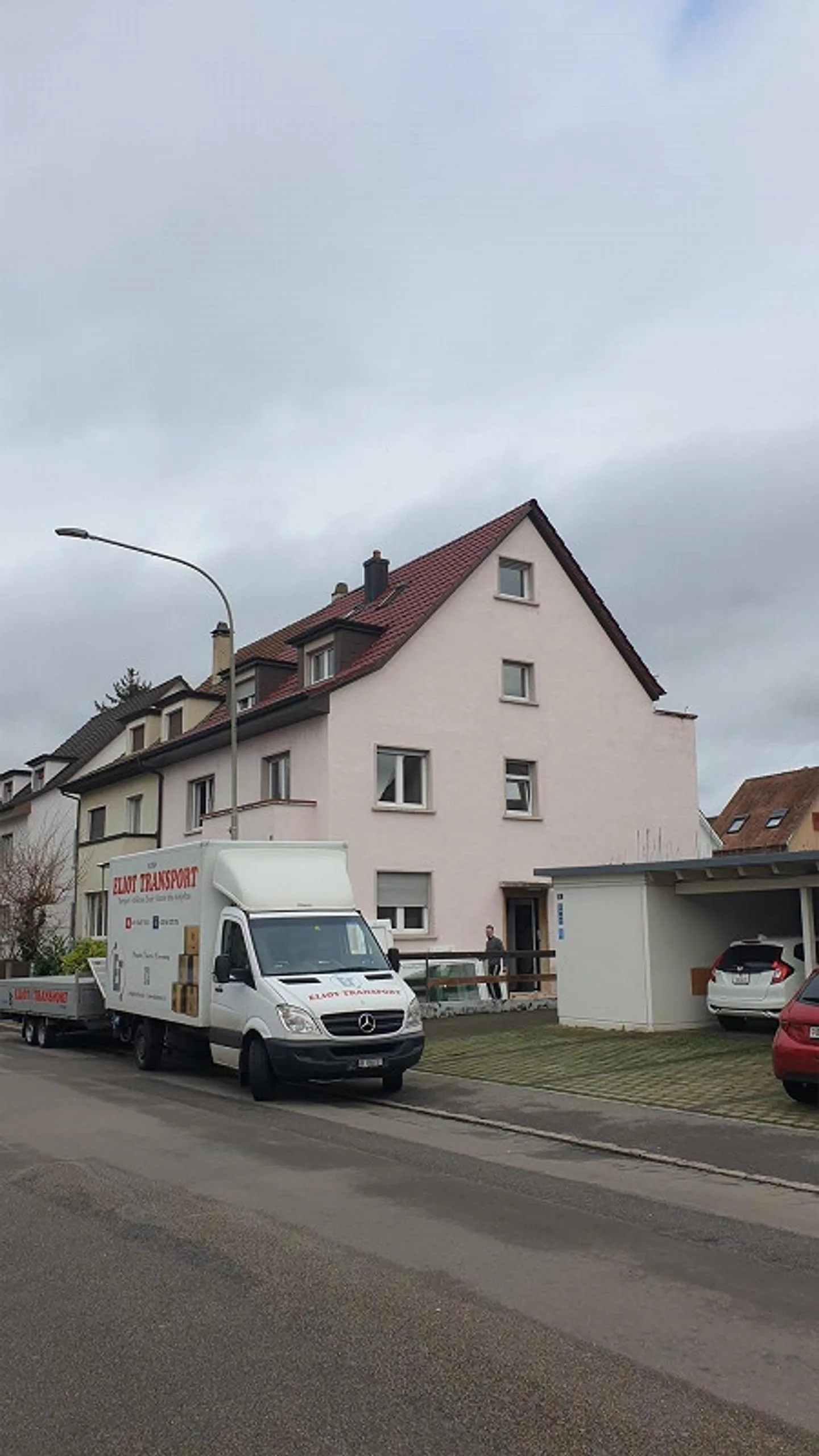 Carino appartamento mansardato con una camera vicino a Hardwald - Foto 1 di 6