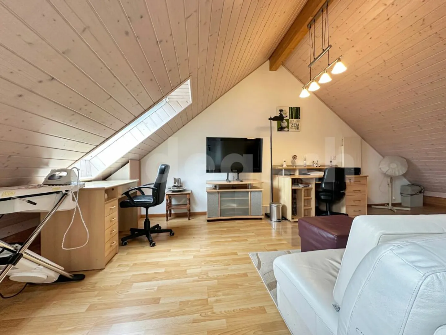 Appartamento con 5 stanze su 164 m2 su 3 livelli a Renens - Foto 14 di 15