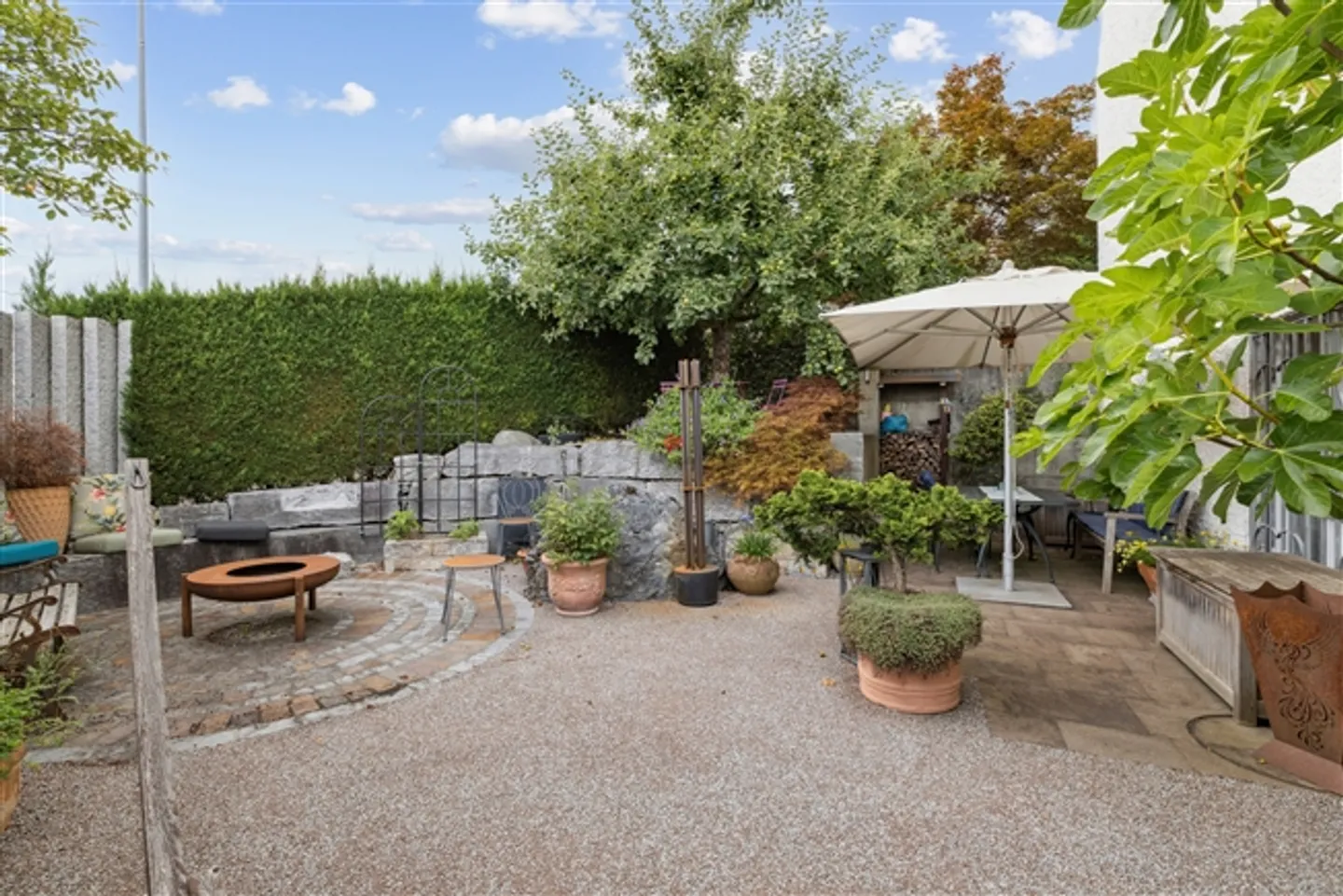 Terrace House with Privacy & Wellness - Photo 15 of 17