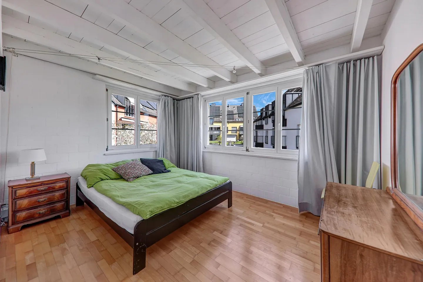 Idyllic garden with large biotope: Semi-detached 5.5-room house - Photo 10 of 14