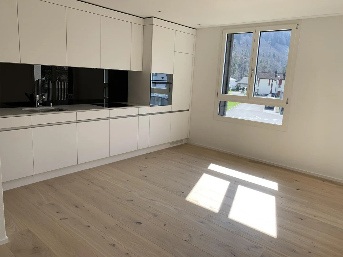 Bell'appartamento di 3,5 stanze - Foto 2 di 11