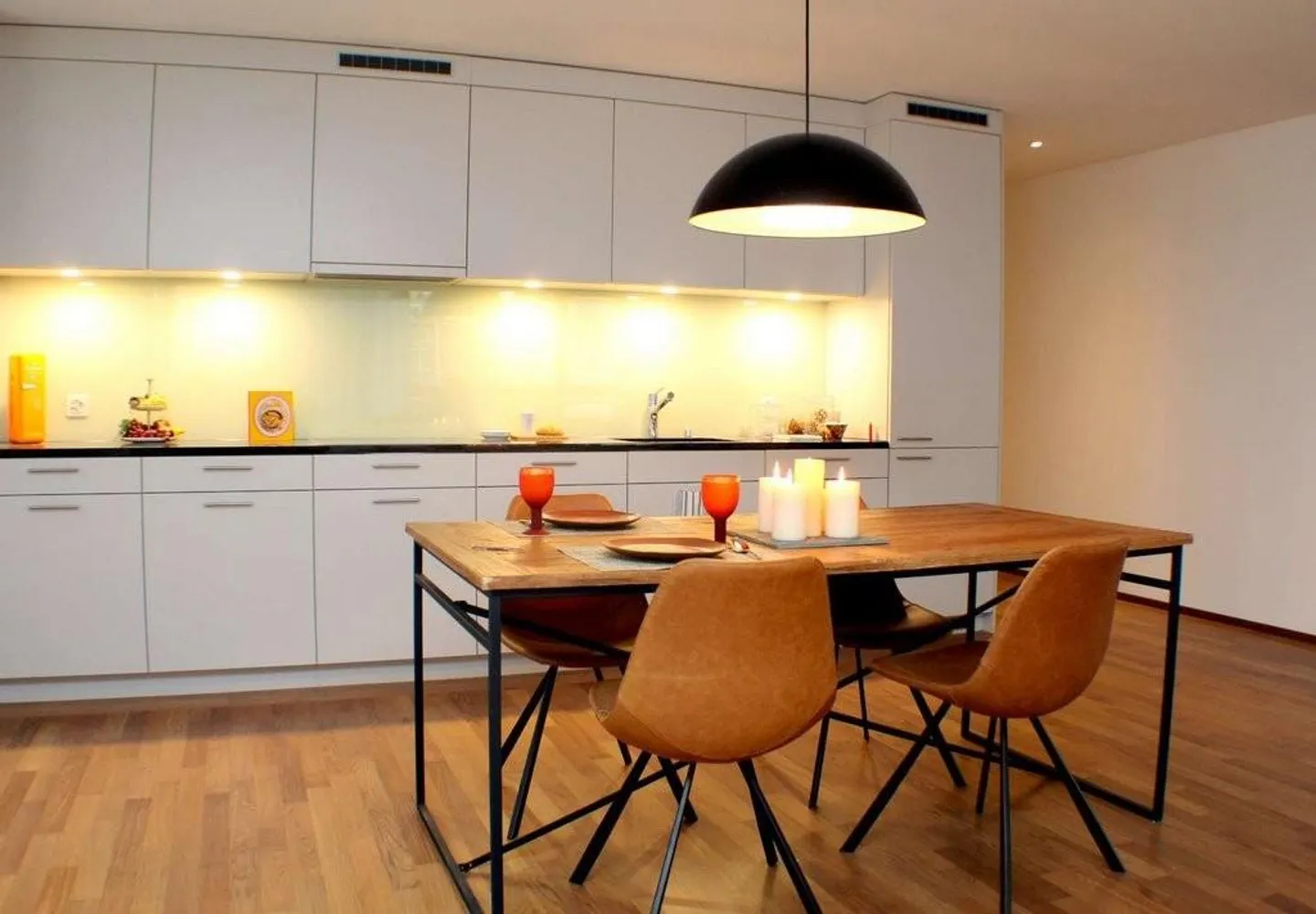 2.5 Room Apartment in the Heart of Wiedikon - Photo 3 of 5