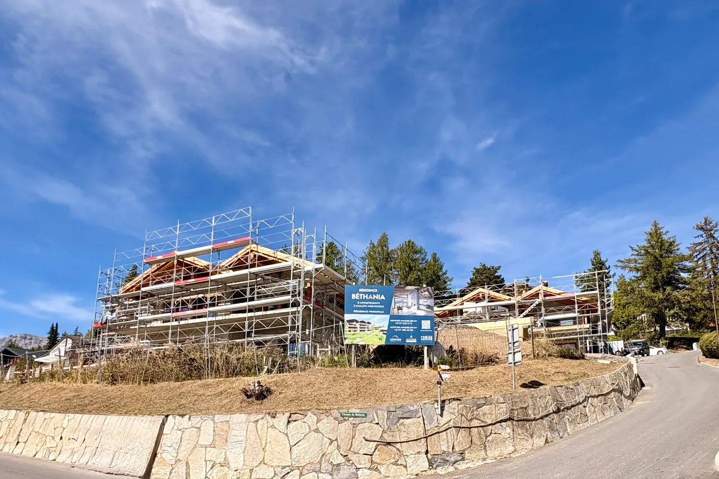 Luxus-Chalets in Crans-Montana - Foto 3 von 7