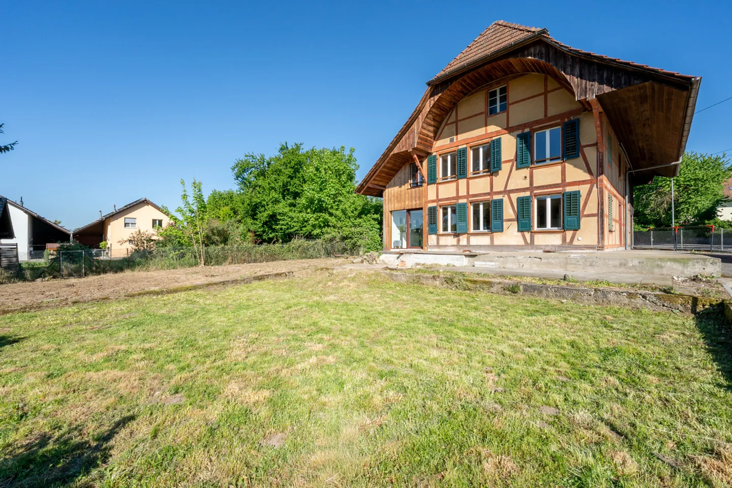 Maison Résidentielle Historique - Rénovée et Proche de la Rivière - Photo 3 sur 11