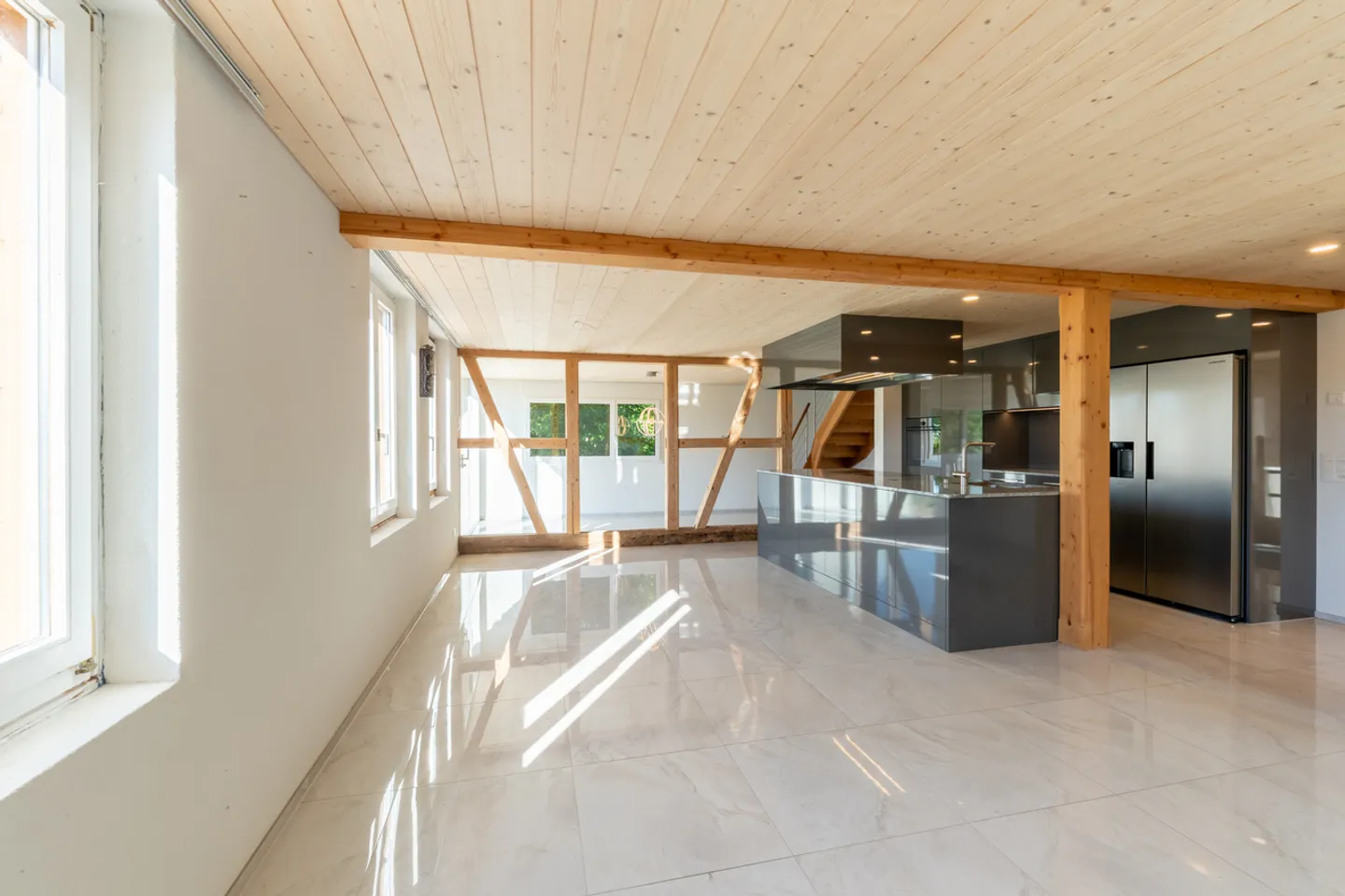 Maison Résidentielle Historique - Rénovée et Proche de la Rivière - Photo 4 sur 11