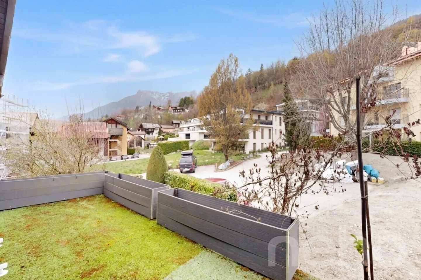 Casa unica con studio indipendente e grande potenziale a Savièse - Foto 1 di 13