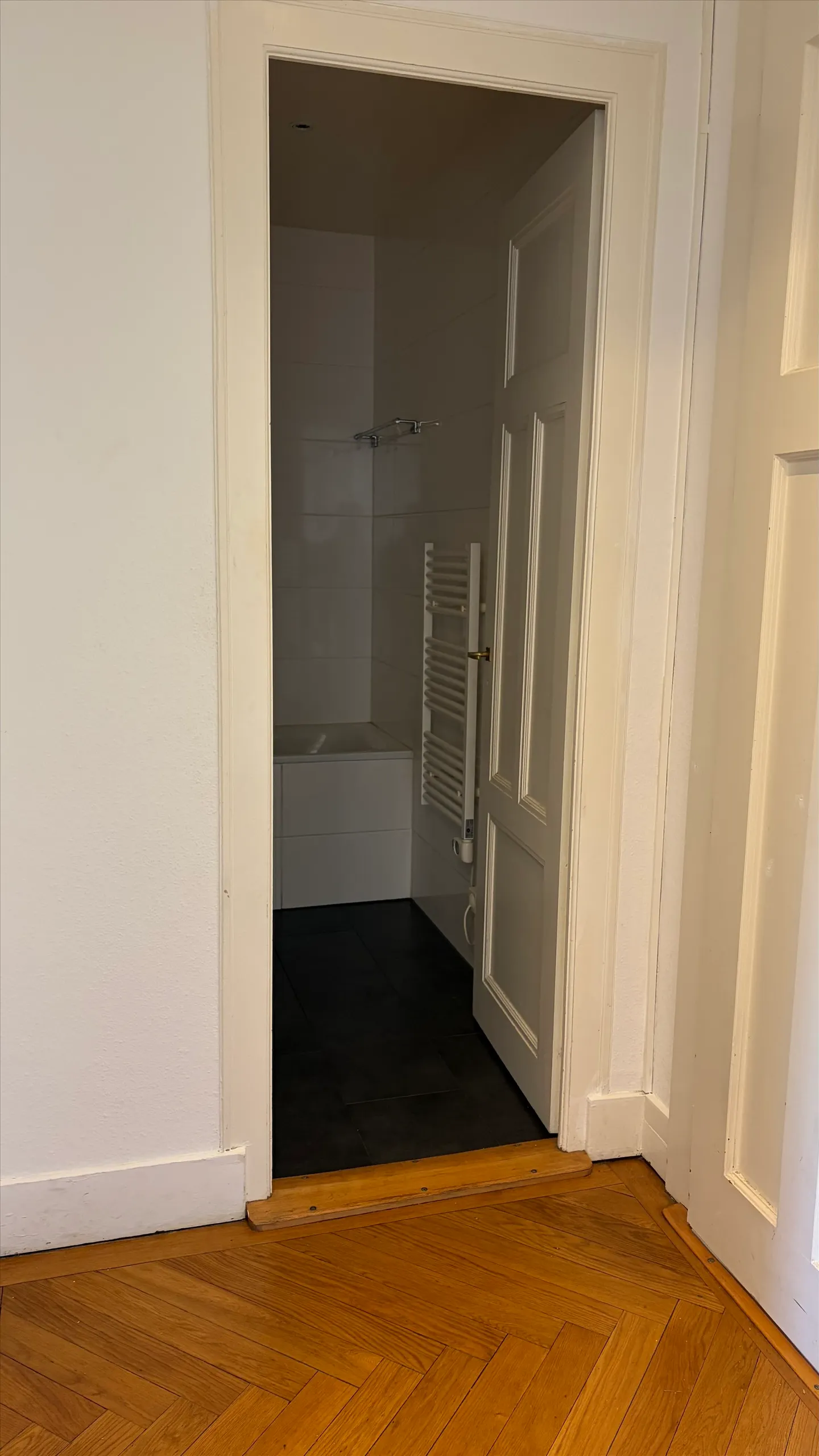 Appartamento nel cuore del quartiere Servette. - Foto 5 di 8