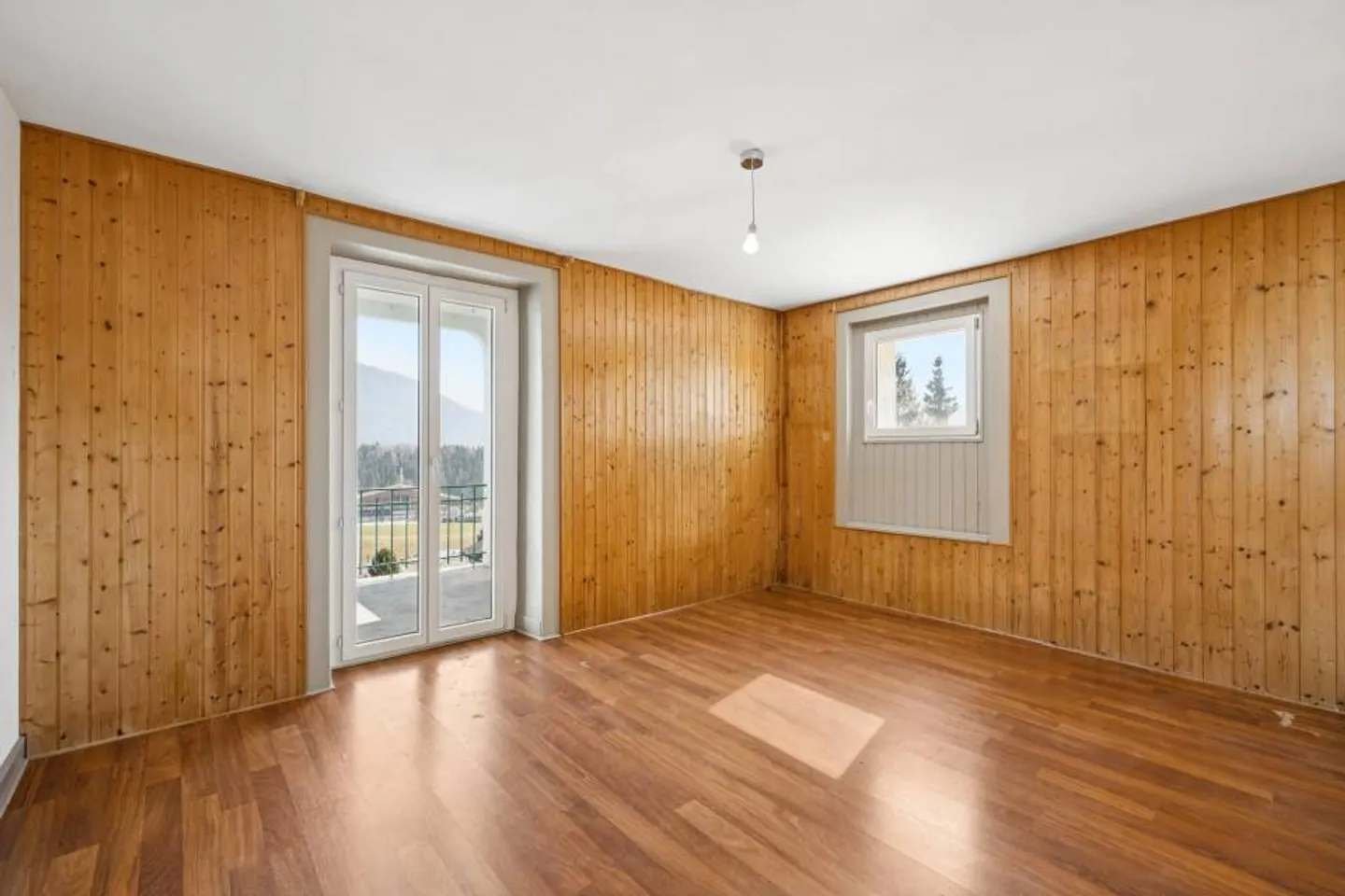 Magnificent Duplex with 4 Rooms and Private Garden - Photo 6 of 13