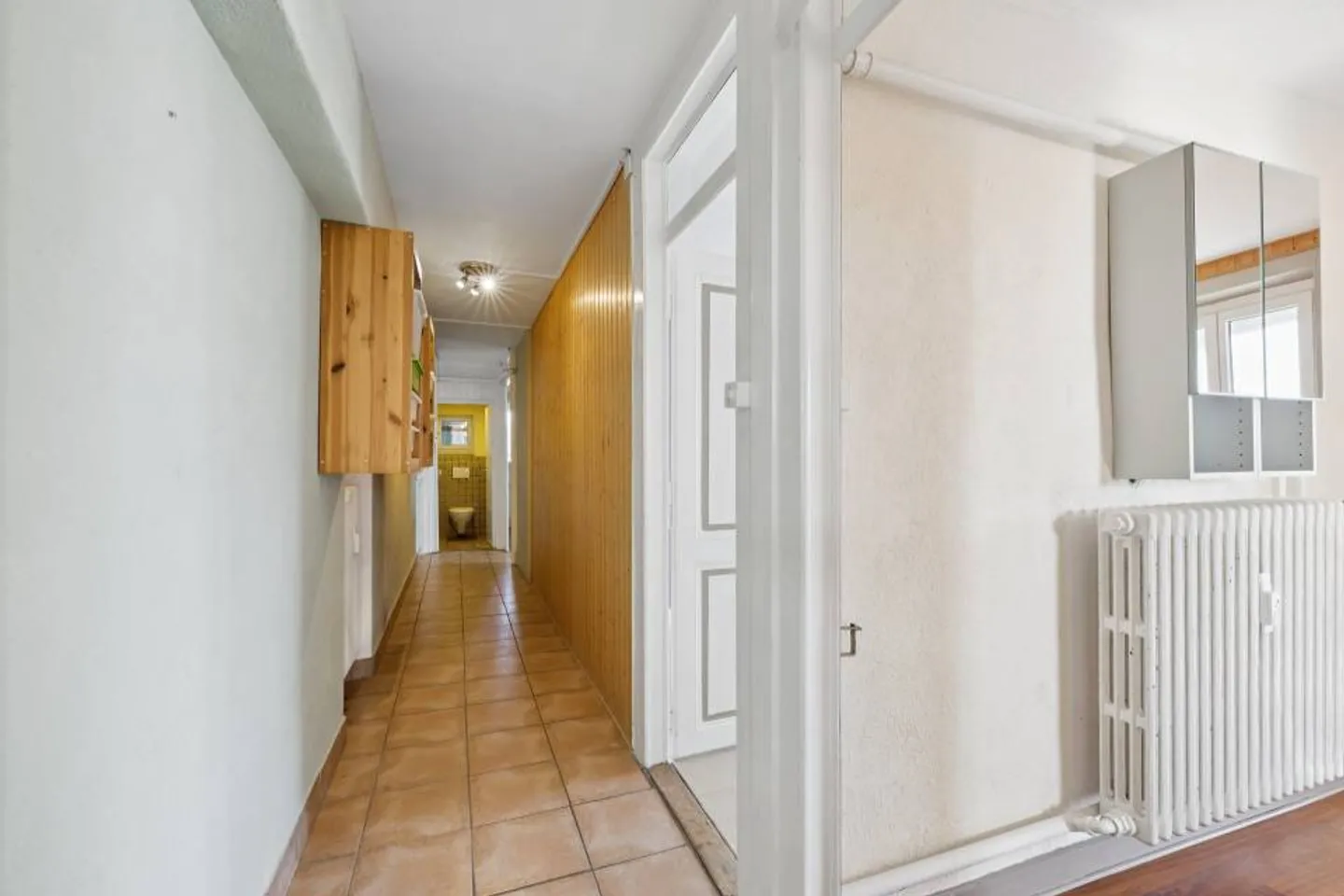 Magnificent Duplex with 4 Rooms and Private Garden - Photo 7 of 13