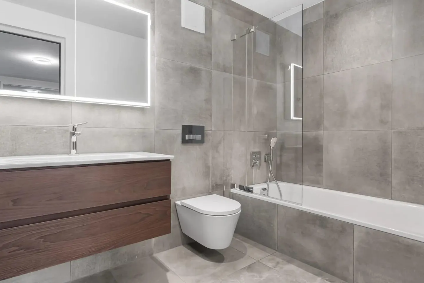 High-Quality Apartment in Prime Location - Photo 6 of 11