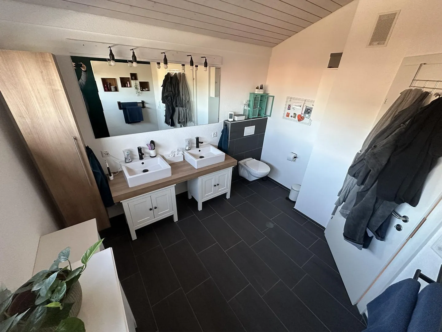 Minergie-Eco 5½-Room Single-Family House in a Quiet Location - Photo 14 of 21