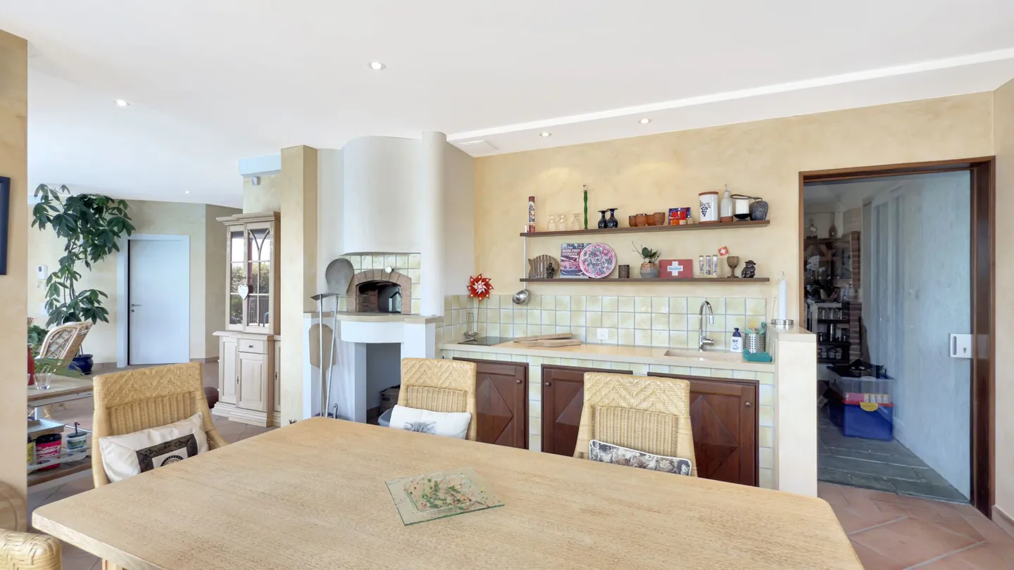 Villa di Lusso con Vista Lago - Foto 11 di 17