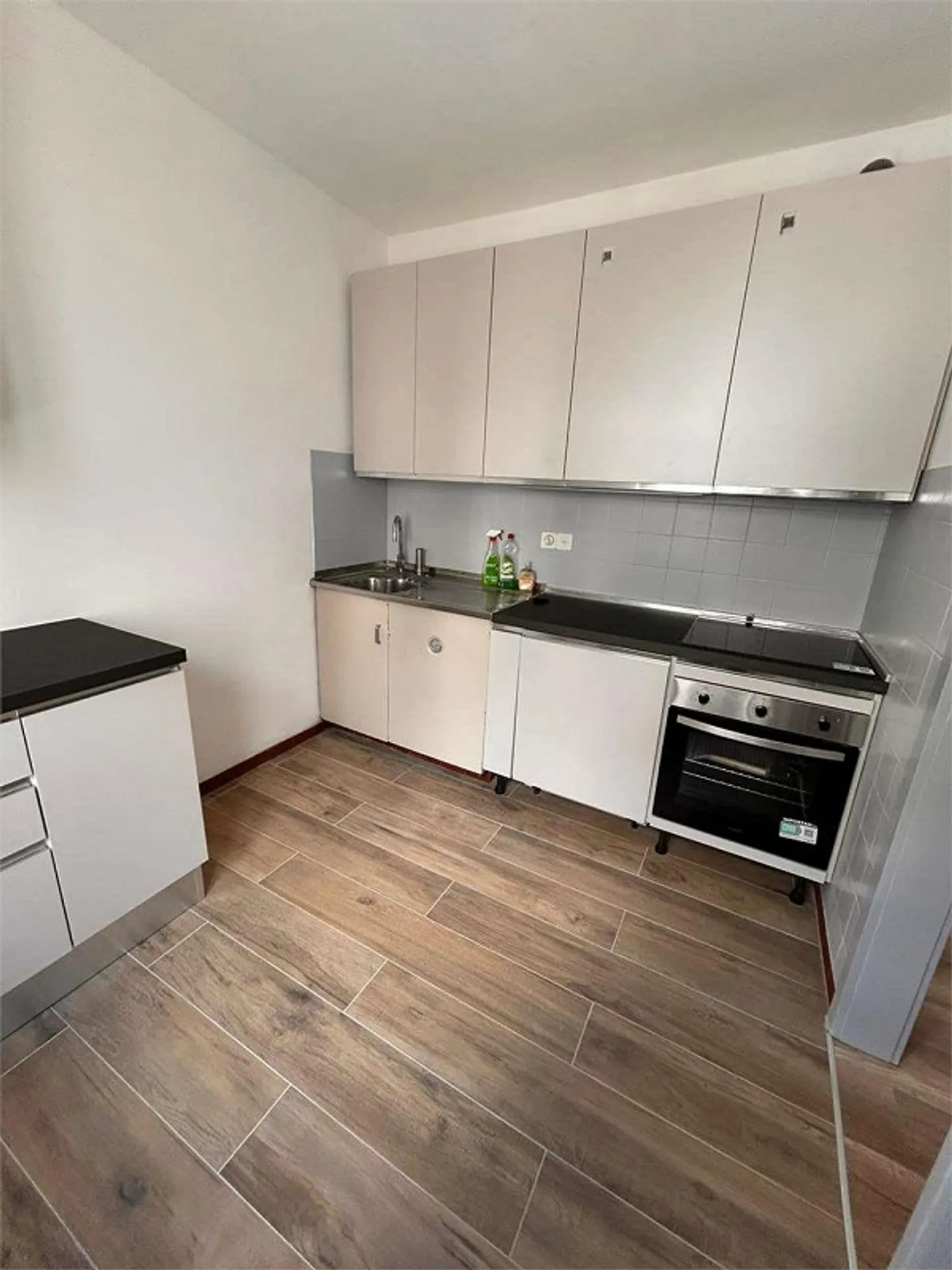 3,5-Zimmer-Wohnung im Zentrum von Viganello - Foto 3 von 9