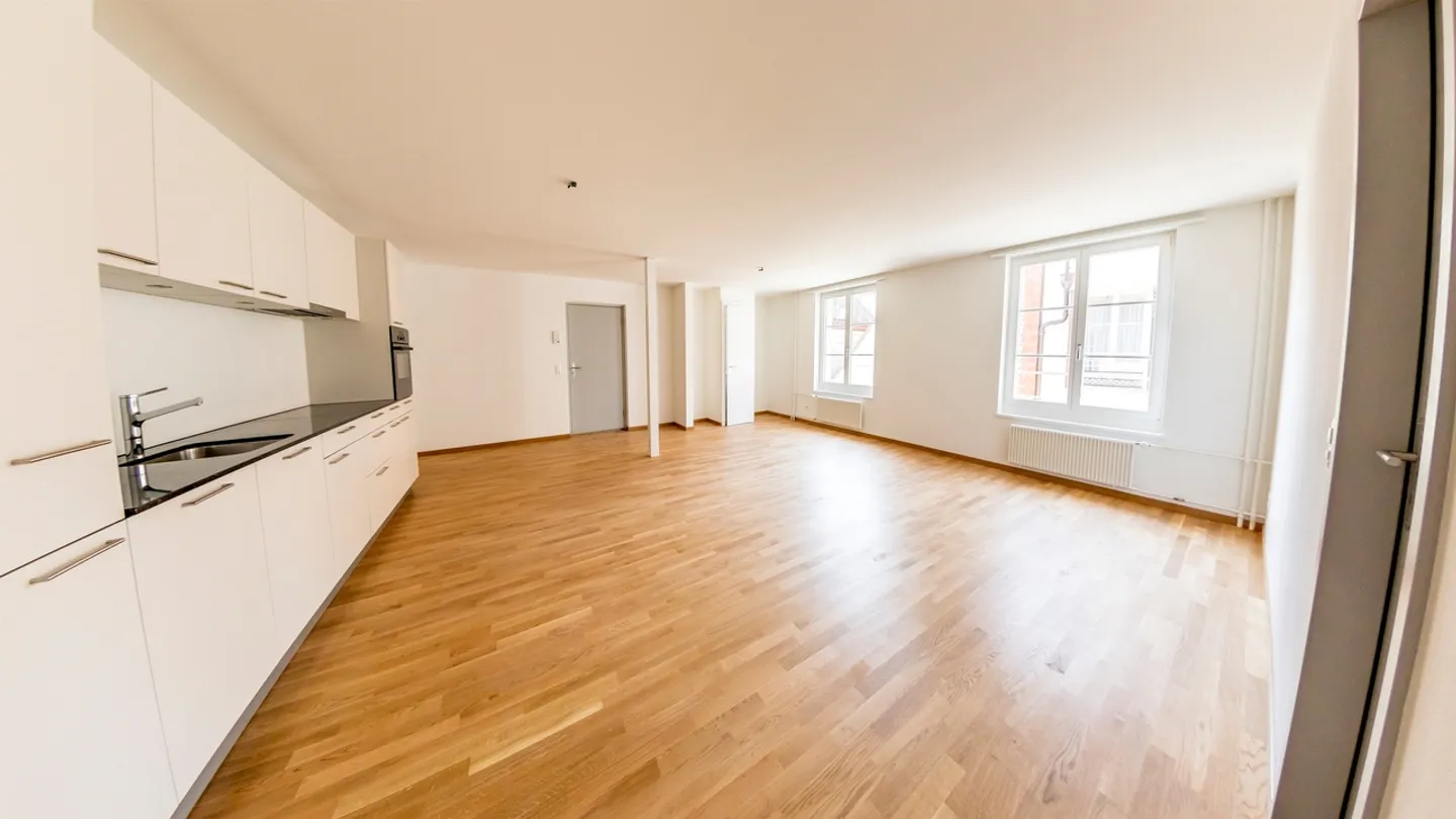 Unique Penthouse Apartment in Idyllic Feldbrunnen - Photo 1 of 12