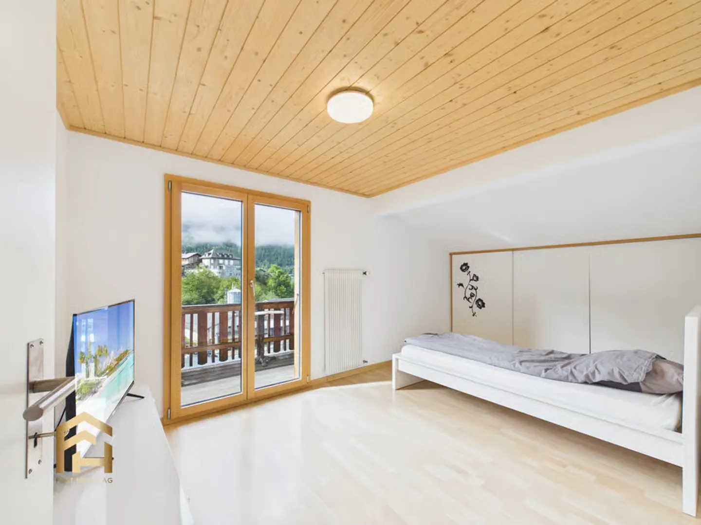Partially renovated chalet with 4 residential units for sale in Bürchen - Photo 11 of 13