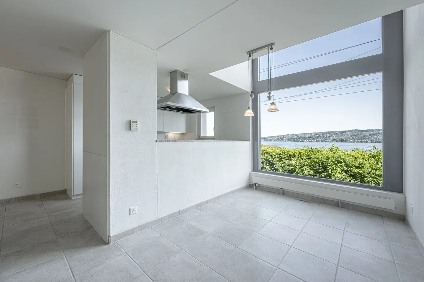 Row House in Prime Location in Horgen - Photo 2 of 13
